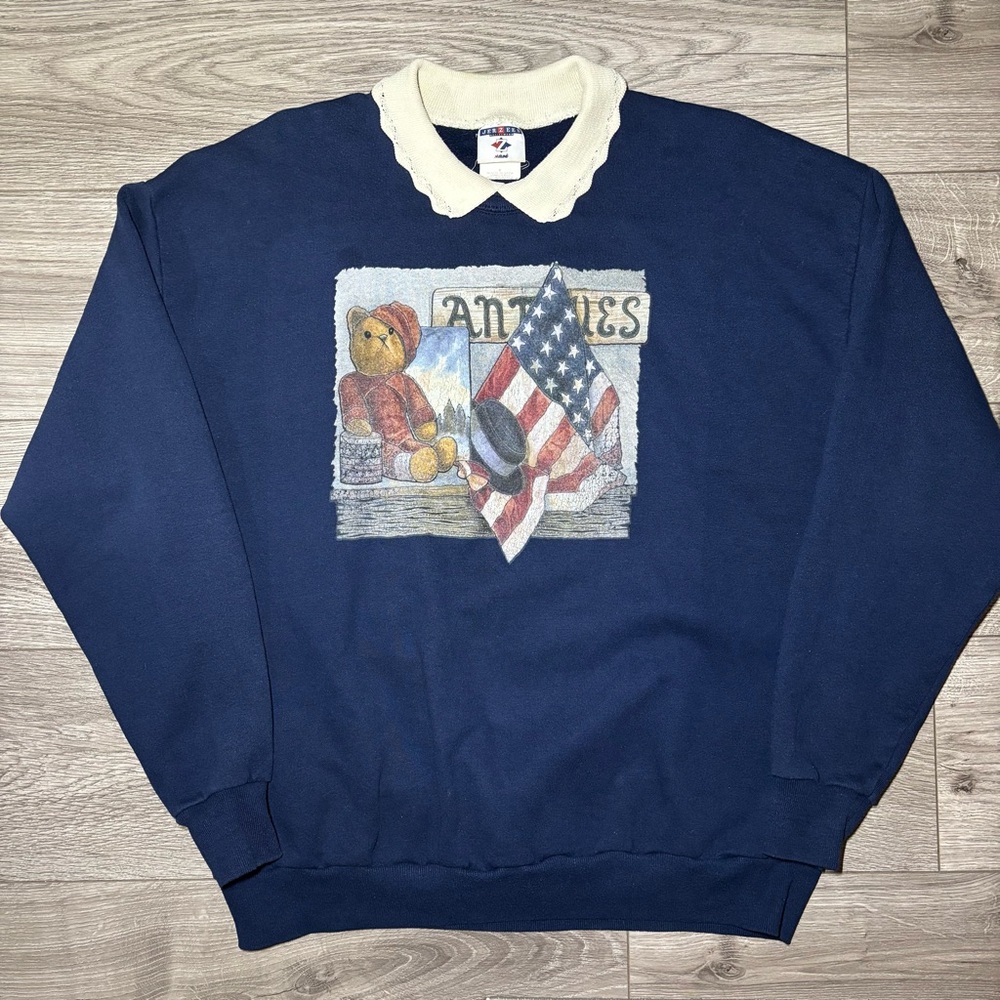 90s Vintage USA Antiques Sweatshirt